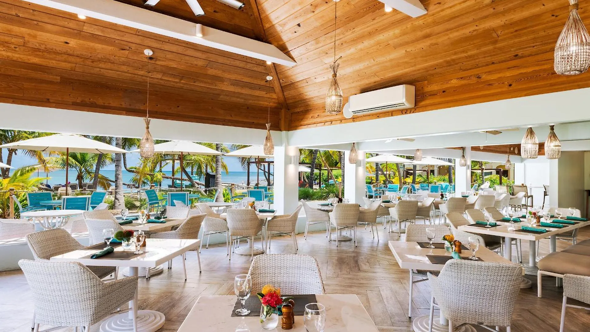 The Buccaneer Beach & Golf Resort Christiansted 4*,